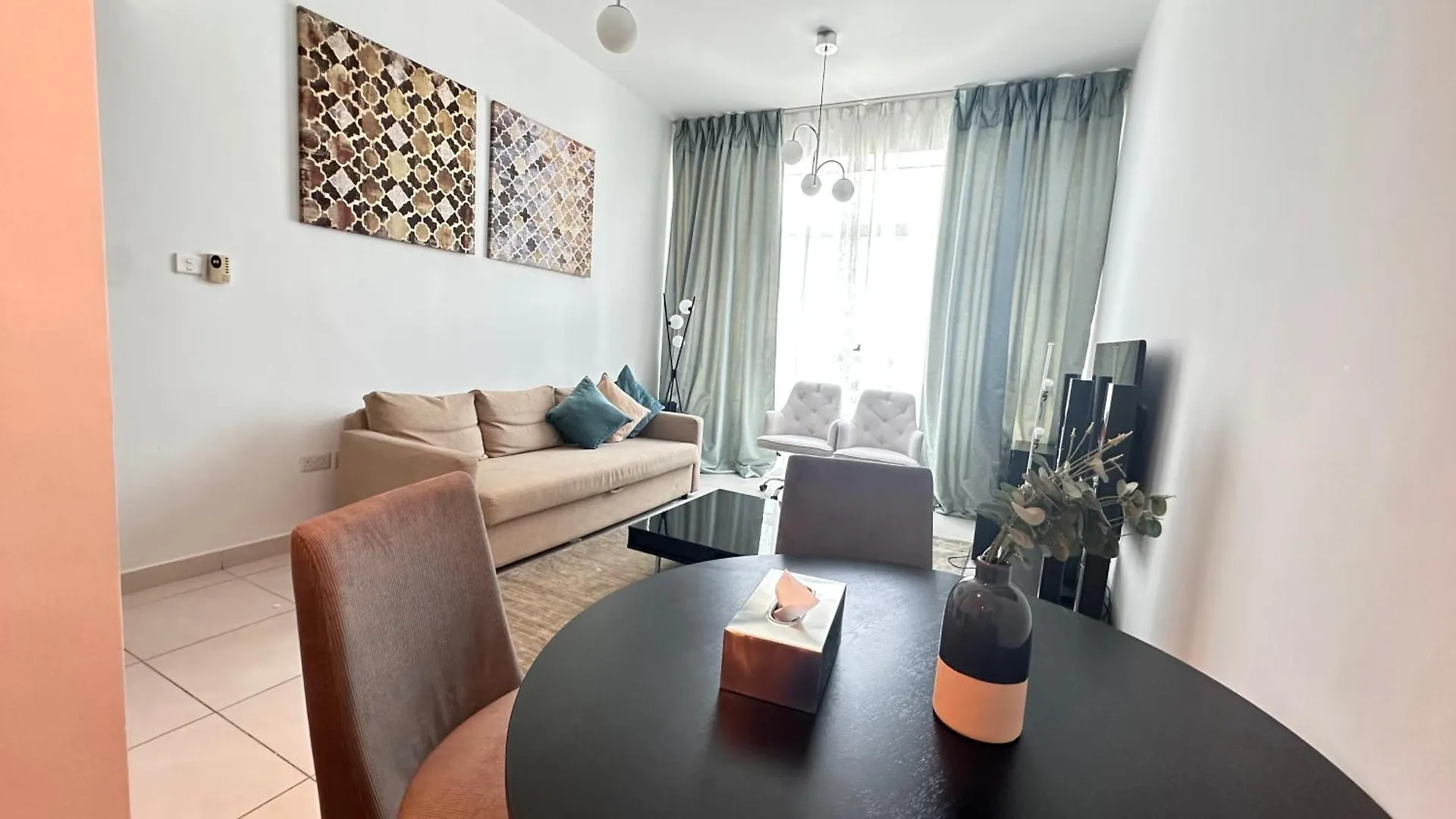 Spacious Modern 2 Bedroom Apartment Marina View 5 Min From Tram Dubai