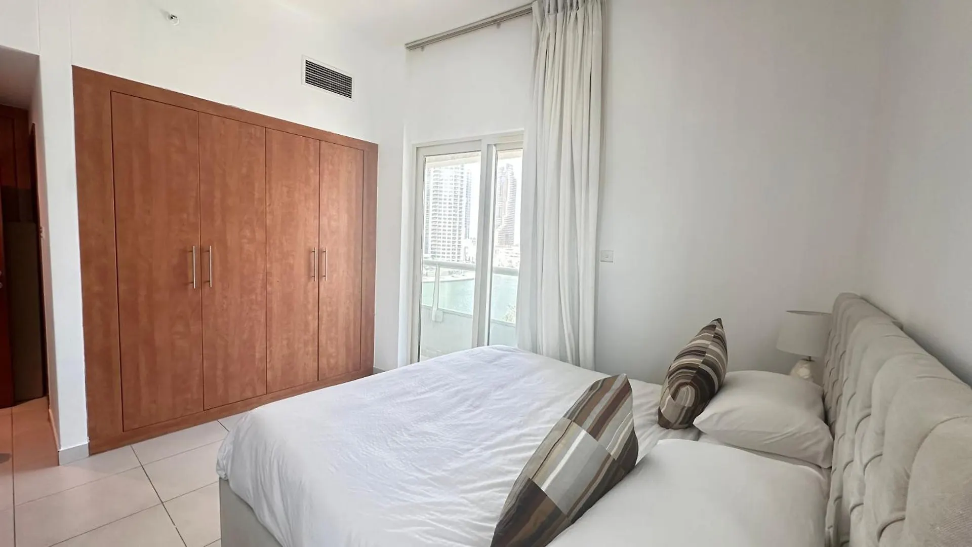 Spacious Modern 2 Bedroom Apartment Marina View 5 Min From Tram Dubai 0*,
