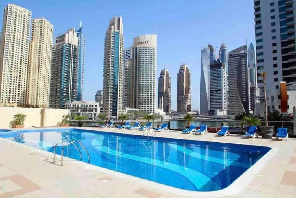 Spacious Modern 2 Bedroom Apartment Marina View 5 Min From Tram Dubai